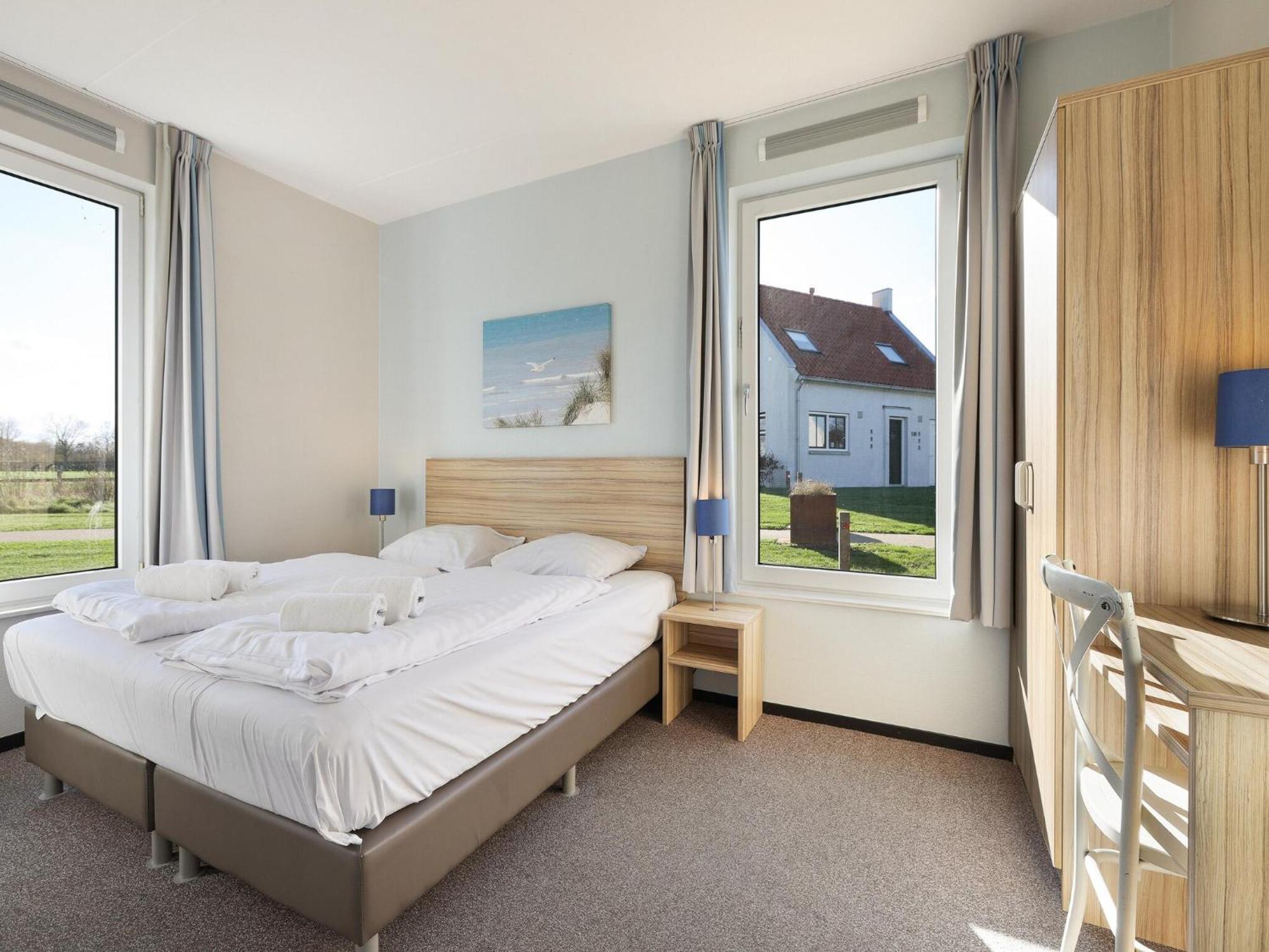 Comfortable House On The Water, 700 M From The Sea Vakantiehuis Nieuwvliet